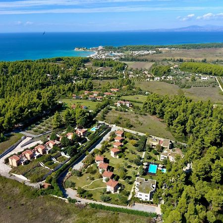 Sani Polyastron Hotel & Spa Bagian luar foto