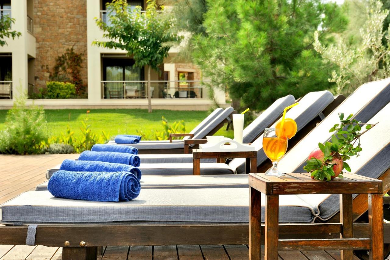 Sani Polyastron Hotel & Spa Bagian luar foto