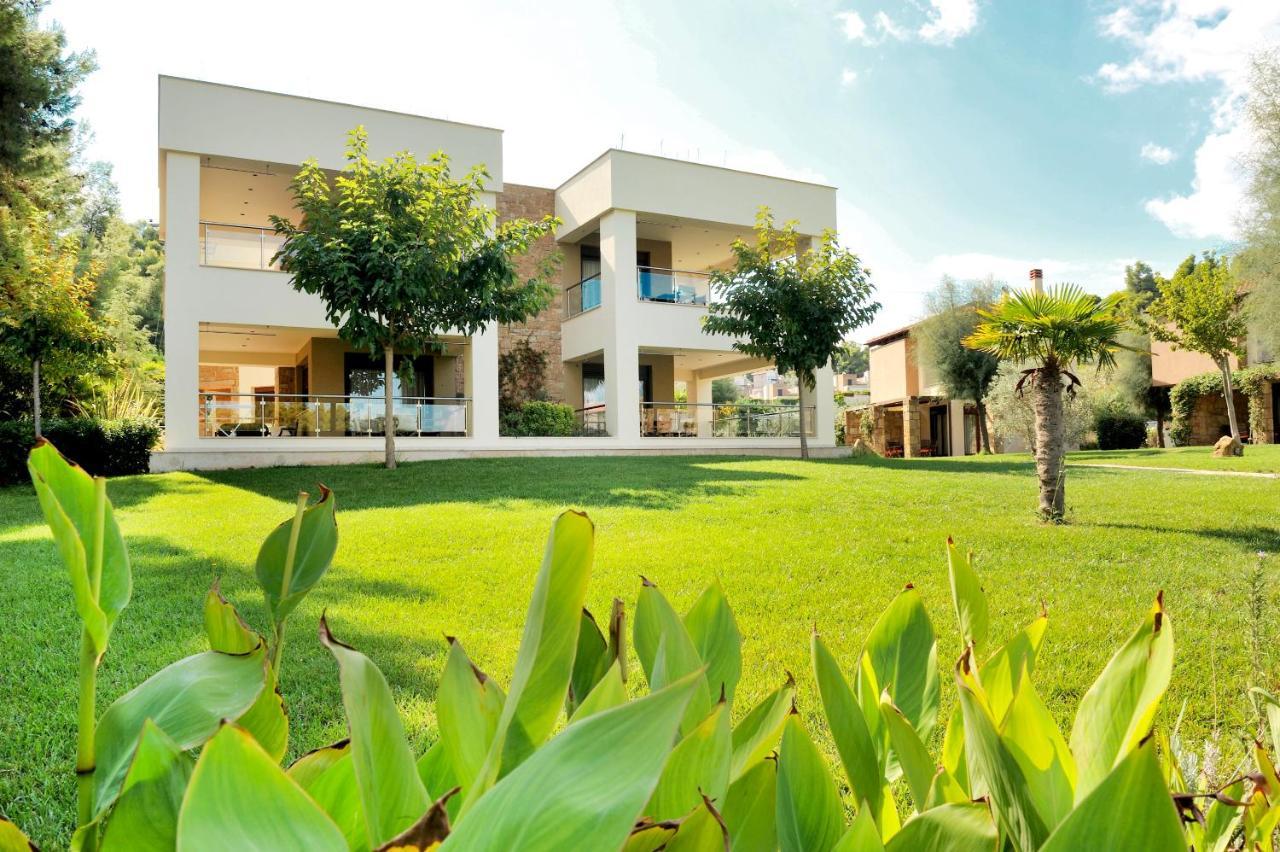 Sani Polyastron Hotel & Spa Bagian luar foto