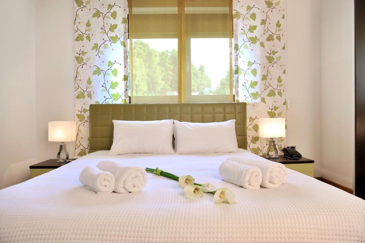 Sani Polyastron Hotel & Spa Bagian luar foto