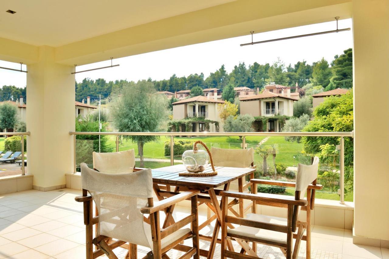 Sani Polyastron Hotel & Spa Bagian luar foto