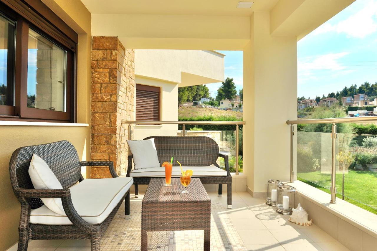 Sani Polyastron Hotel & Spa Bagian luar foto