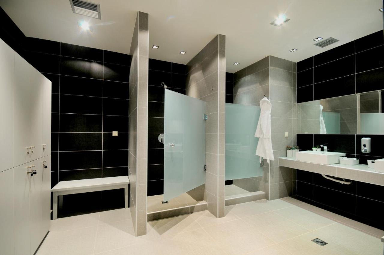 Sani Polyastron Hotel & Spa Bagian luar foto