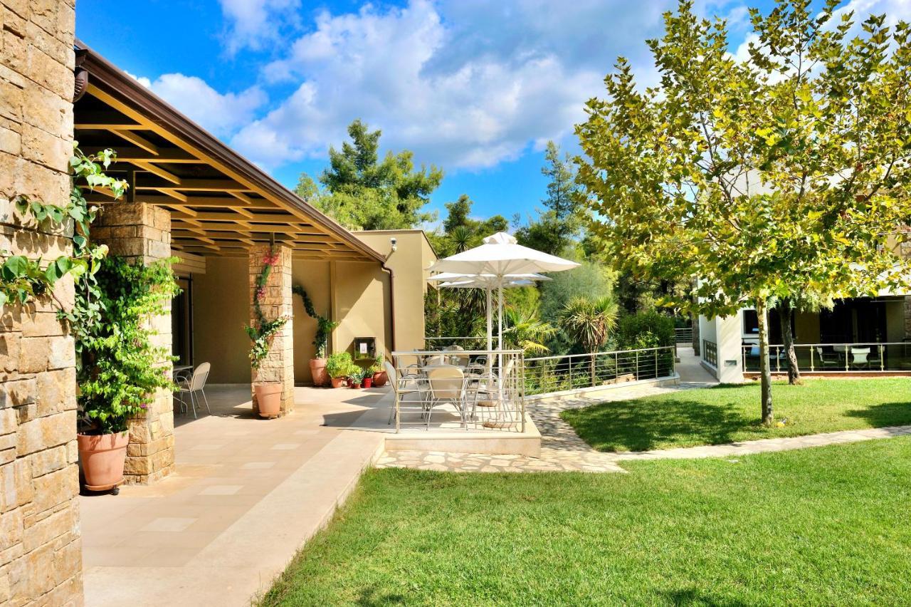 Sani Polyastron Hotel & Spa Bagian luar foto