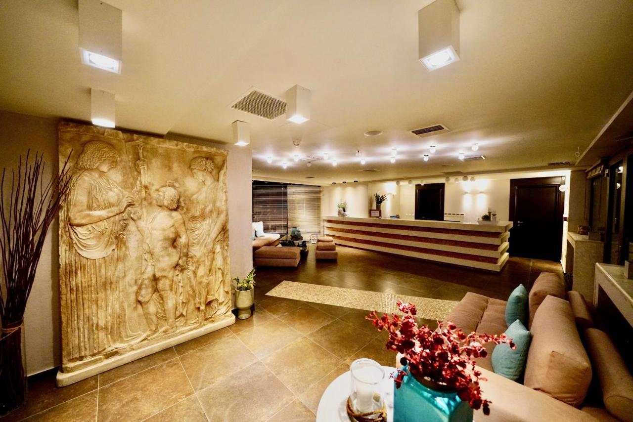 Sani Polyastron Hotel & Spa Bagian luar foto