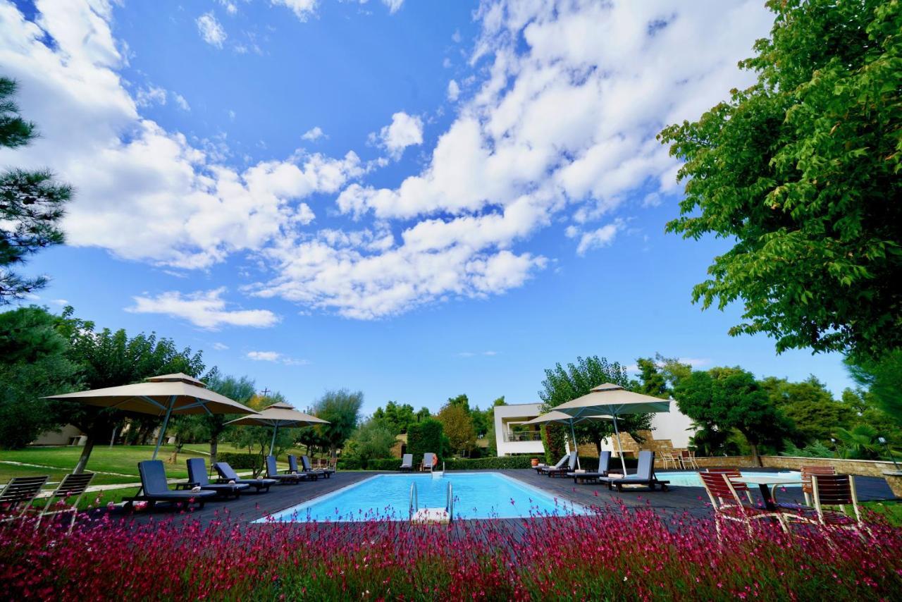 Sani Polyastron Hotel & Spa Bagian luar foto
