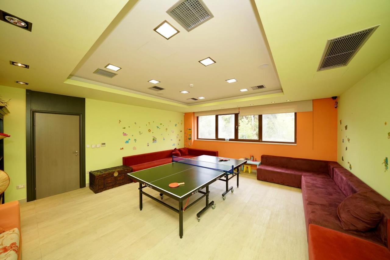 Sani Polyastron Hotel & Spa Bagian luar foto