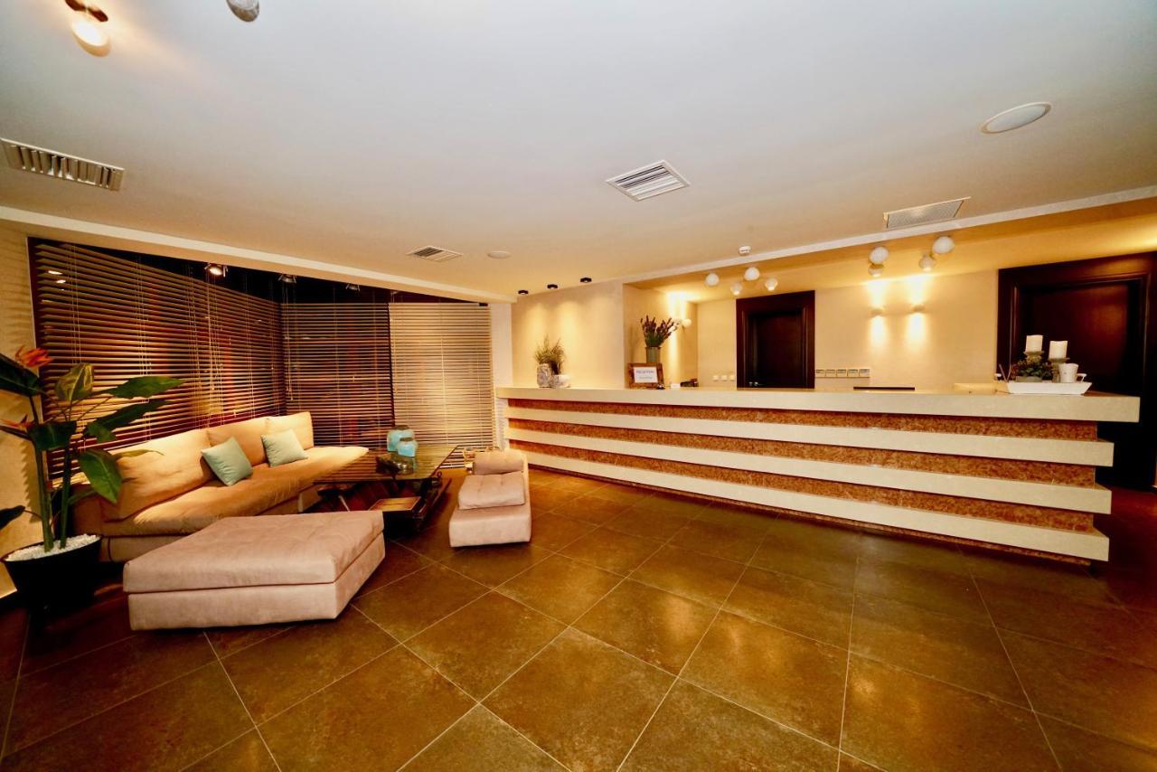 Sani Polyastron Hotel & Spa Bagian luar foto